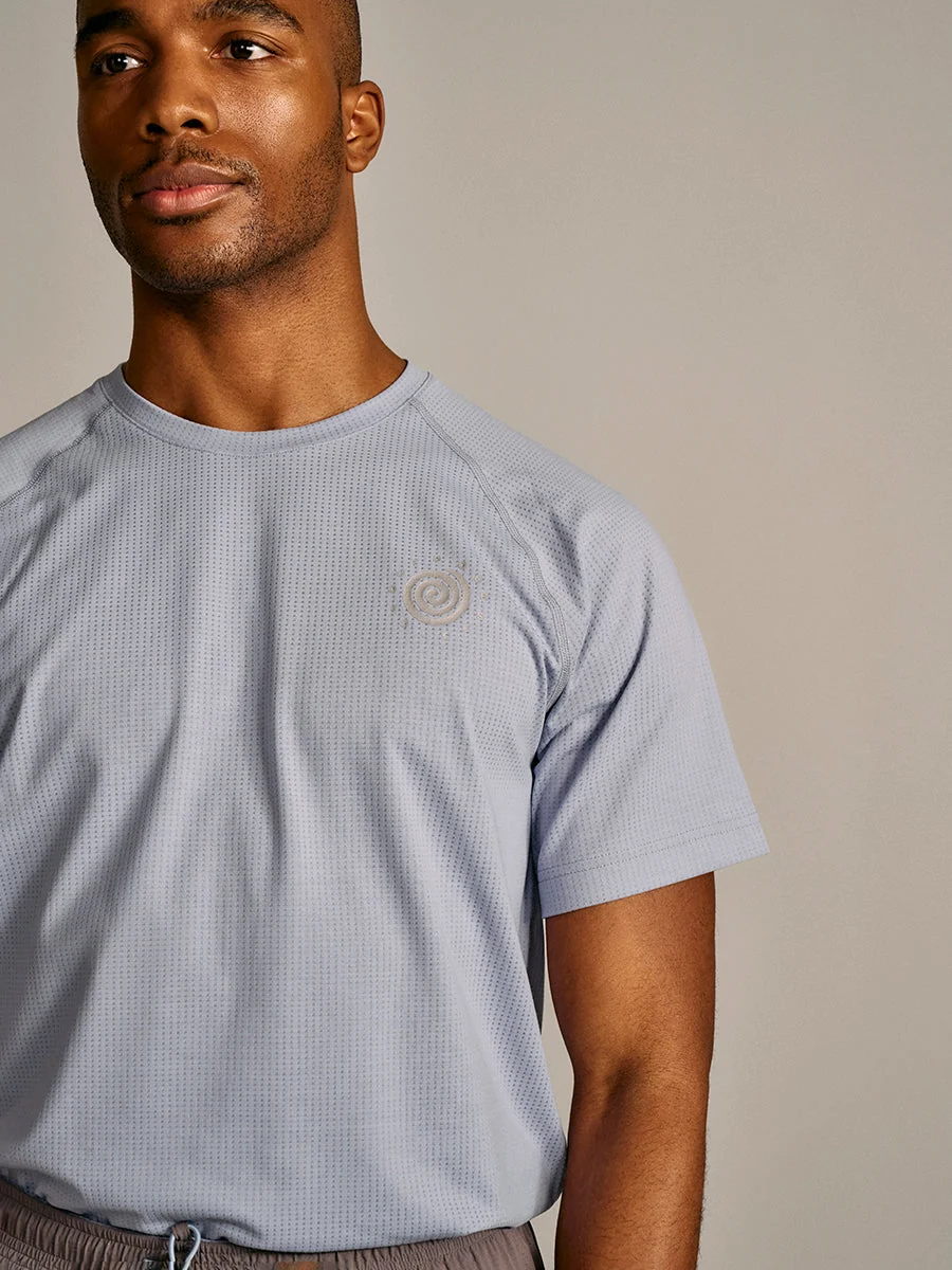 ThinkFast Mesh Graphic Shortsleeve - Image 4